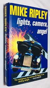 《灯，相机与天使》， 约2001年出版