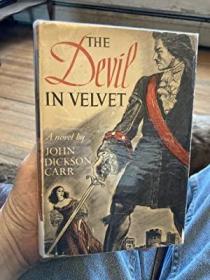 稀缺，天鹅绒里的恶魔》，约1951年出版。