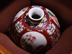一件珍品老物清宫廷御藏纯手绘粉彩瓷平底花瓶  罐花瓶