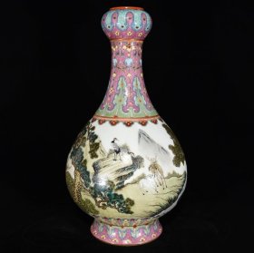 清乾隆粉彩鹿鹤纹蒜头瓶 尺寸：45×23厘米 价格3300