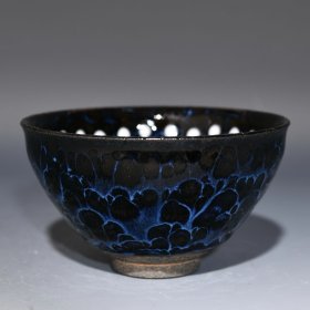 宋建窑曜变盏 高7.5cm直径13.3cm 价格498
