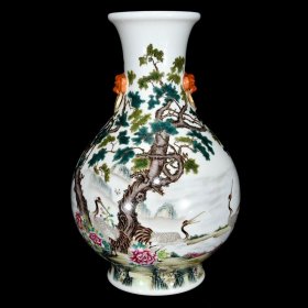 清乾隆粉彩松鹤纹兽耳瓶 尺寸：37.5×23厘米 价格3800
