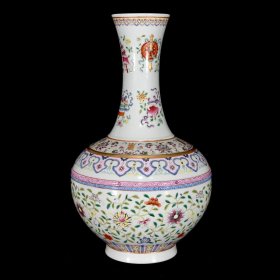 清光绪粉彩缠枝花卉纹赏瓶 尺寸：40×24厘米 价格6000