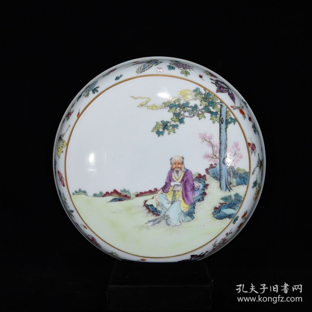 清雍正粉彩人物故事纹果盒