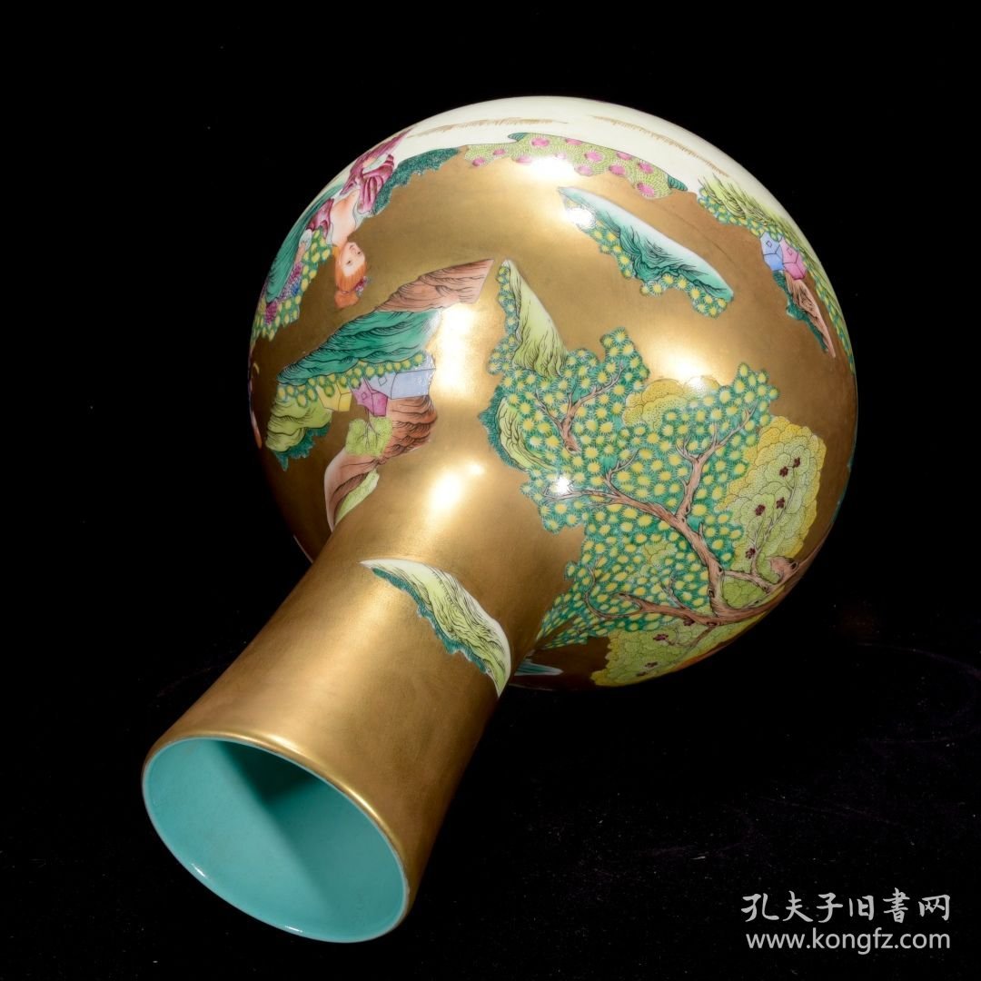 清雍正鎏金粉彩西洋人物纹天球瓶