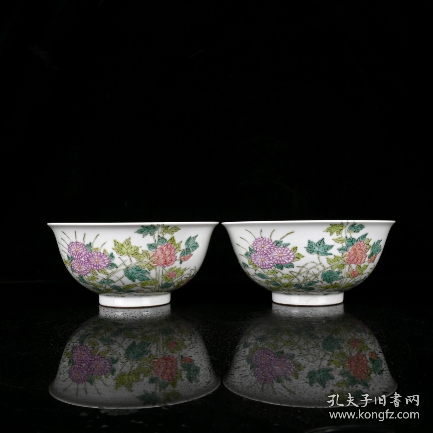 清雍正粉彩过枝花卉纹碗 尺寸：7*15厘米 价格1380