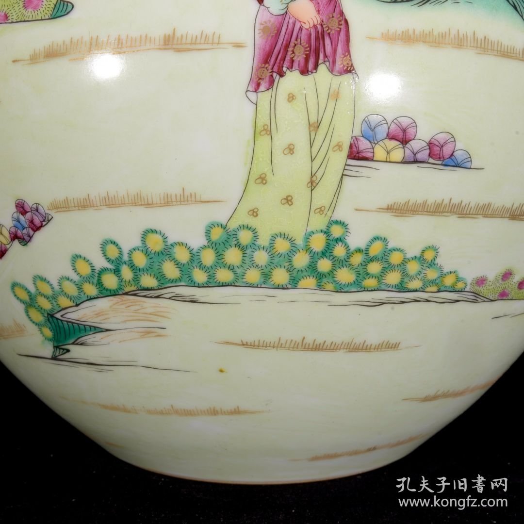 清雍正鎏金粉彩西洋人物纹天球瓶