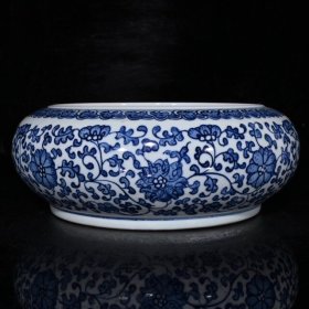 大清乾隆青花缠枝莲五桃笔洗（9.5×24cm）700元