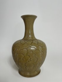 宋耀州窑刻花卉牡丹纹瓶25×16厘米 价600．