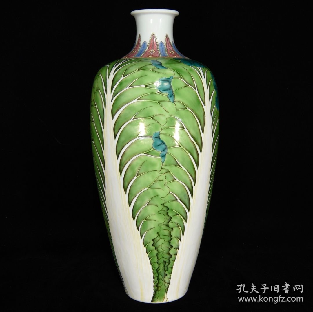 清乾隆粉彩百财纹瓶