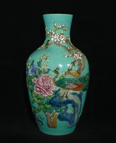 清道光松石釉雕刻花鸟纹赏瓶；高28.5×21厘米价950