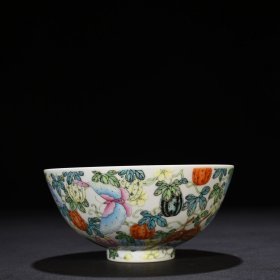 清雍正粉彩瓜瓞绵绵纹碗 尺寸：7*14.5厘米 价格2500