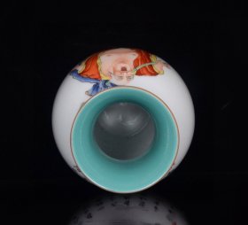 清乾隆珐琅彩矾红人物白眉弥勒赏瓶；22x12厘米 价800