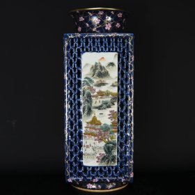 清乾隆蓝釉镂空粉彩山水亭台楼阁纹方瓶 尺寸：35×13cm 价格6500