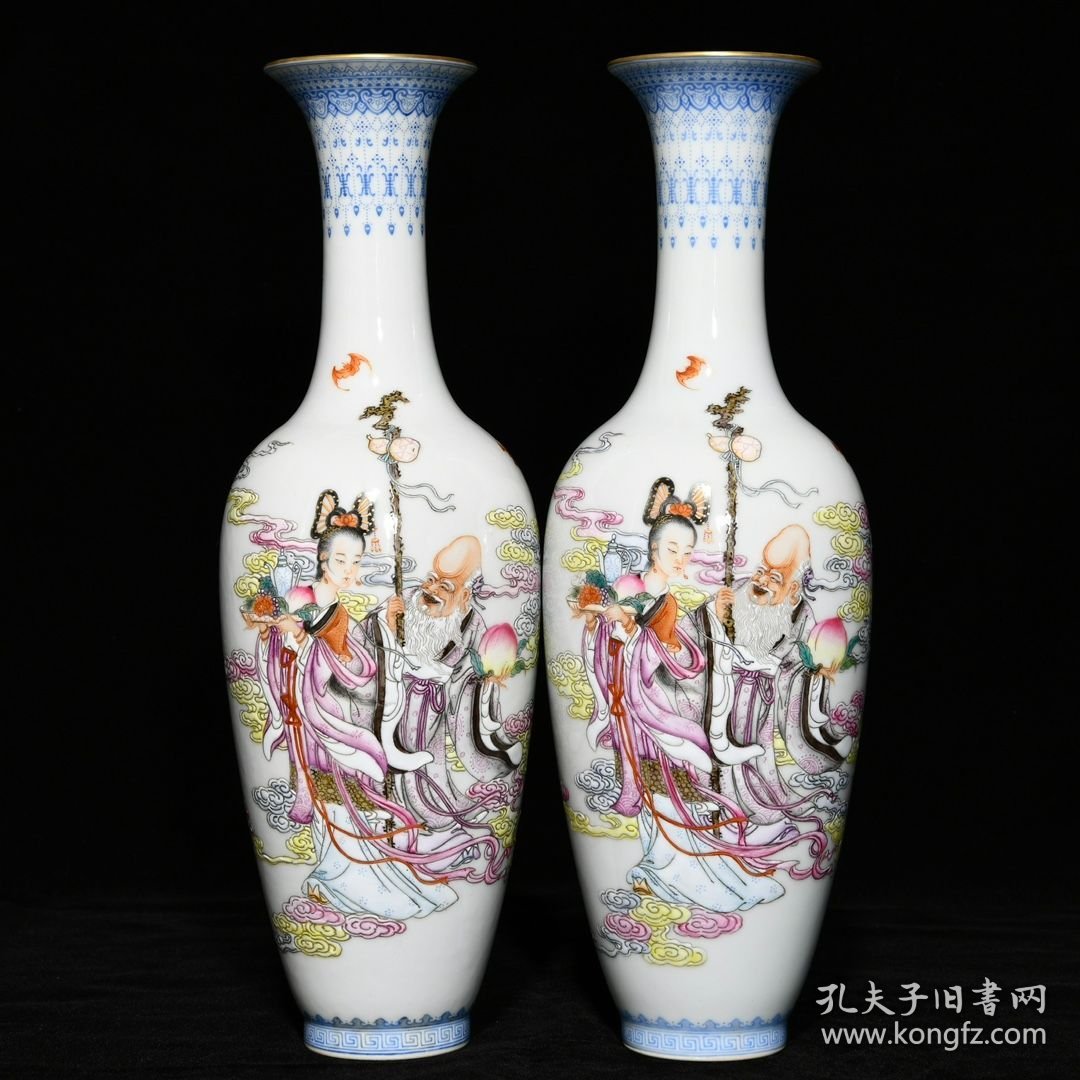 清乾隆 粉彩麻姑献寿纹柳叶瓶；高27.8cm直径8.8cm；价10000