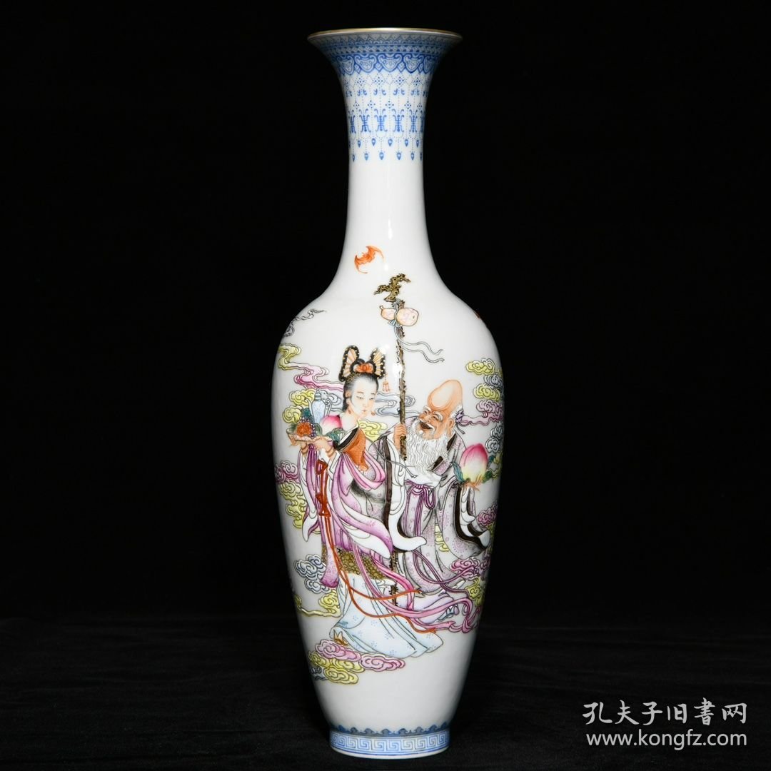 清乾隆 粉彩麻姑献寿纹柳叶瓶；高27.8cm直径8.8cm；价10000