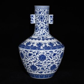 清乾隆青花缠枝莲纹贯耳瓶  57×37厘米 价:2250