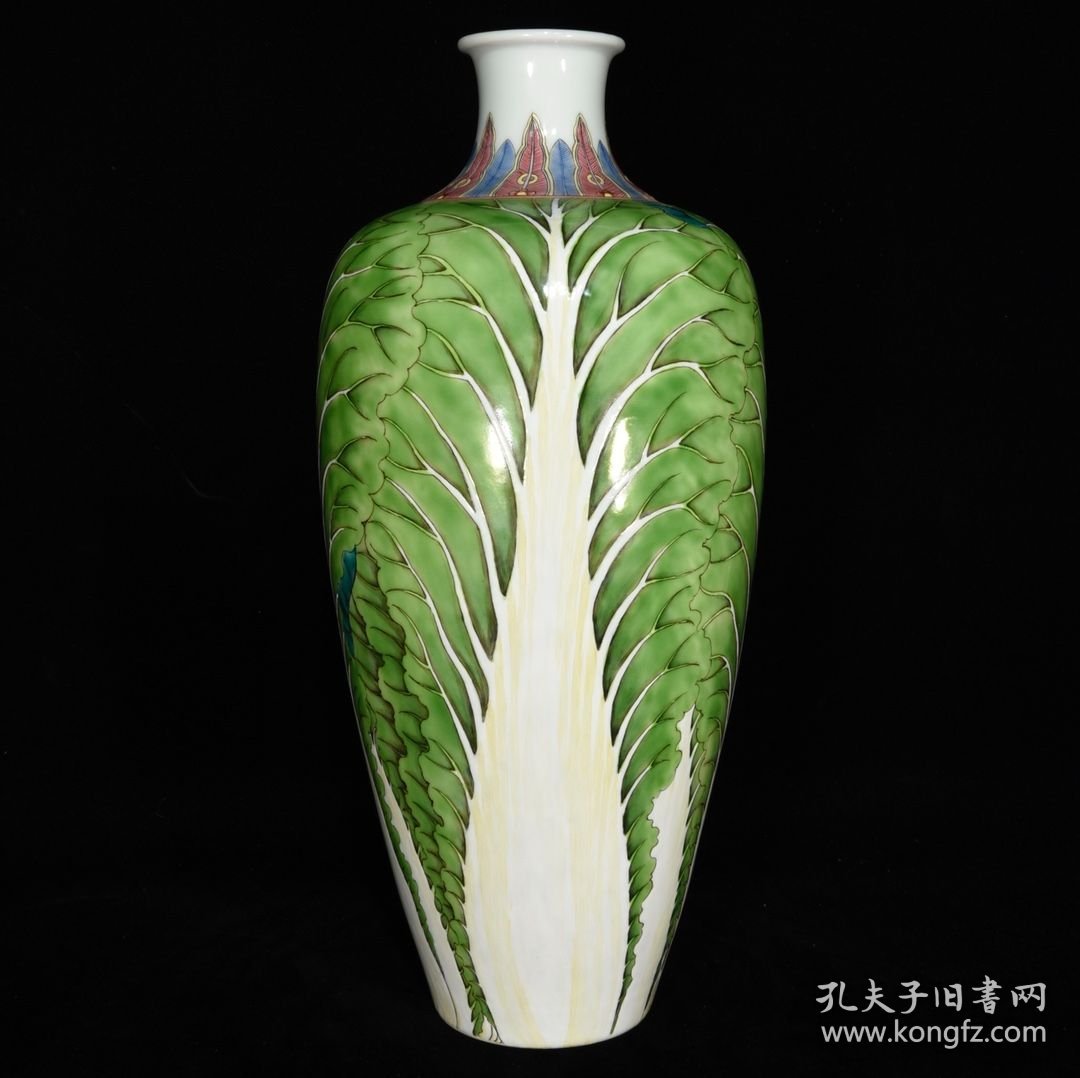 清乾隆粉彩百财纹瓶