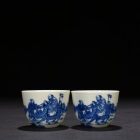清康熙青花老子出关人物纹卧足杯 尺寸：4.5*6厘米 价格1615