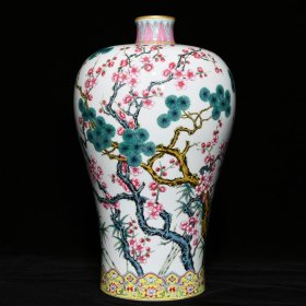 清雍正粉彩松竹梅纹梅瓶 高36cm直径21.5cm 价格5678