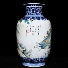 乾隆青花粉彩走兽图灯笼瓶；高39.3cm直径24cm；价12000