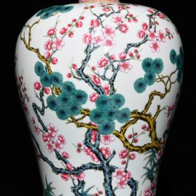 清雍正粉彩松竹梅纹梅瓶 高36cm直径21.5cm 价格5678