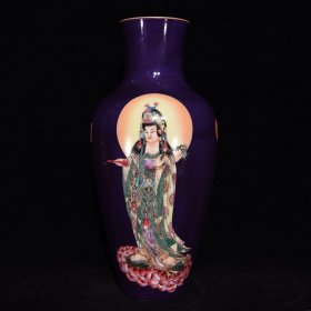 清乾隆紫釉粉彩观音瓶  39×17厘米 价:2560
