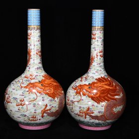 清雍正粉彩描金矾红龙纹胆瓶 尺寸34*18厘米 价格8000