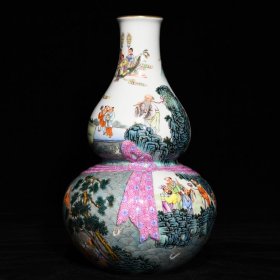清乾隆粉彩贺寿图绶带葫芦瓶 高23.5cm直径14cm 价格5000