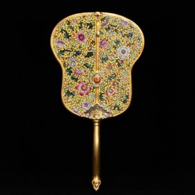 清乾隆珐琅彩鎏金花卉纹扇 高43.3cm直径23cm 价格3300