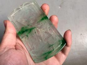 清代冰种飘绿翡翠山水牌