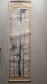 《55》日本回流 名家真迹作品  品相佳  （印章落款看照片）160cmX42cm
画心 135cmX34cm