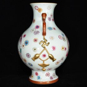 清乾隆粉彩皮球花团凤纹如意耳瓶31.5×23厘米