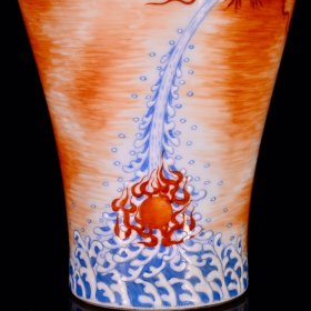 清雍正矾红穿云龙纹梅瓶23*13厘米