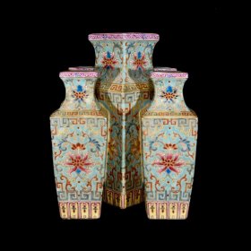 清乾隆珐琅彩缠枝花卉纹五口瓶19.5×15厘米