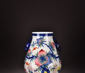 清乾隆斗彩榴开百子鹿头尊36x29厘米