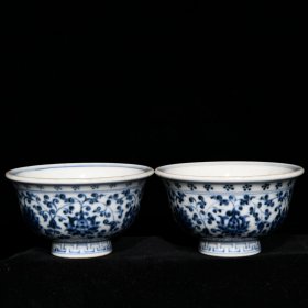 明永乐青花缠枝花卉纹压手杯5.5x9.5厘米