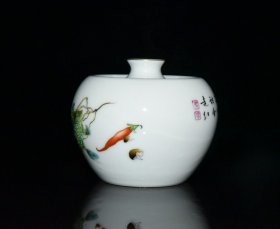 清雍正珐琅彩昆虫苦瓜纹苹果尊一对7.8x10厘米