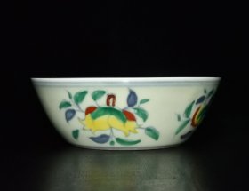 明成化斗彩果枝小碗一对5×14.2厘米