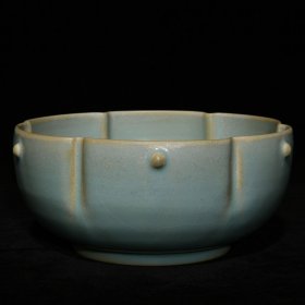 宋汝窑花口碗