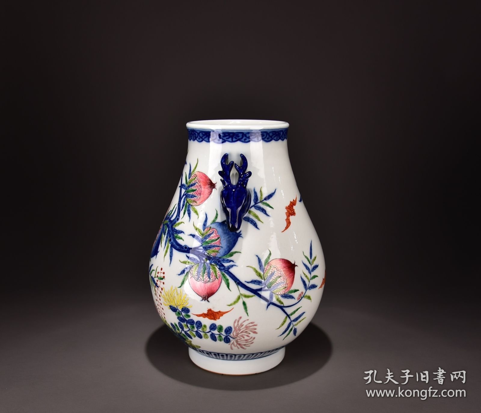 清乾隆斗彩榴开百子鹿头尊36x29厘米