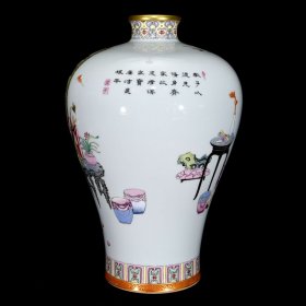 清乾隆珐琅彩人物故事纹梅瓶36.5×25厘米