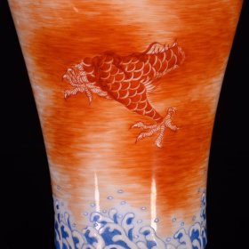 清雍正矾红穿云龙纹梅瓶23*13厘米