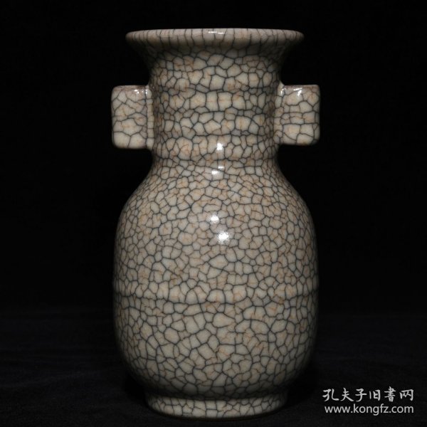宋哥窑贯耳瓶16.8x9厘米