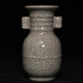 宋哥窑贯耳瓶16.8x9厘米