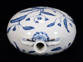 明青花花果纹扁瓶27*21厘米