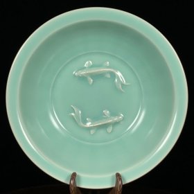 宋龙泉窑粉青釉双鱼纹洗7x24厘米