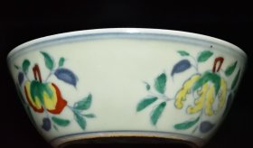 明成化斗彩果枝小碗一对5×14.2厘米