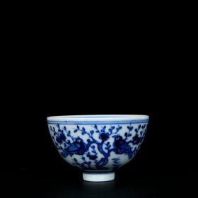 明永乐青花花鸟喜上眉梢纹鸡心杯一对5.8x9.6 厘米