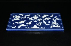 明宣德雪花蓝留白雕刻五龙纹茶盘1.5×30.5×15厘米